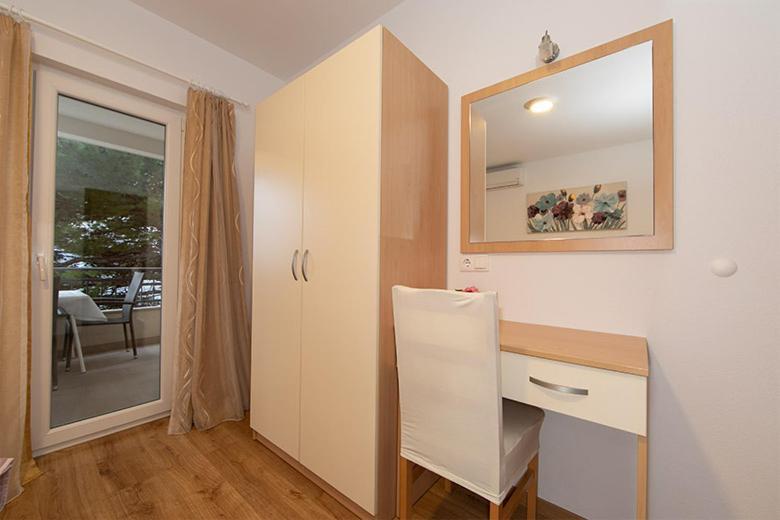 Apartmani Vice Brela Exterior foto